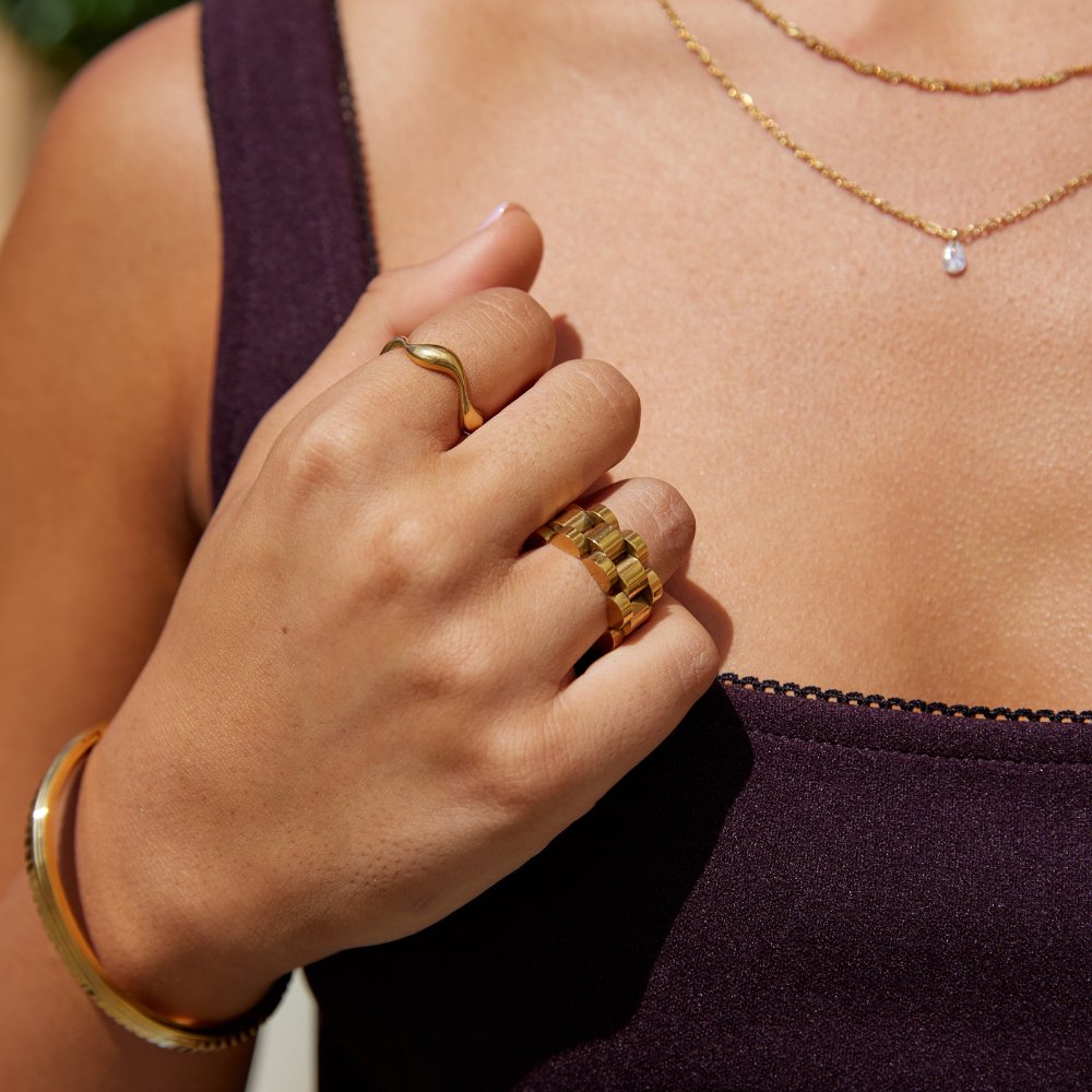 Wavy Ring | Adjustable Curved Band-Ring-Lightsnest