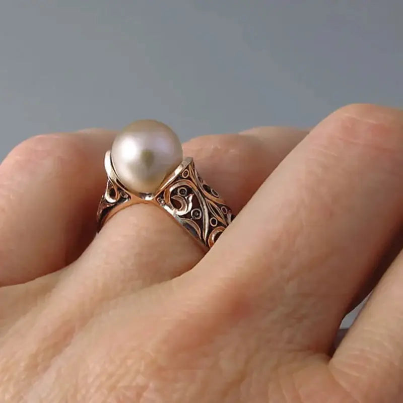 Vintage Ring | Antique Solitaire Jewellery-Ring-Lightsnest