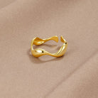 Wavy Ring | Adjustable Curved Band-Ring-Lightsnest
