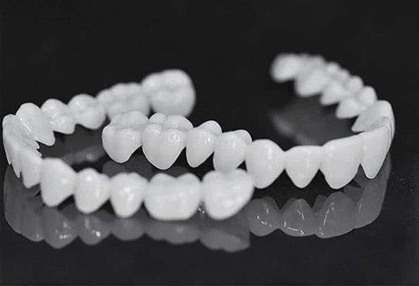 False Teeth | Teeth Coverings-Denture-Lightsnest
